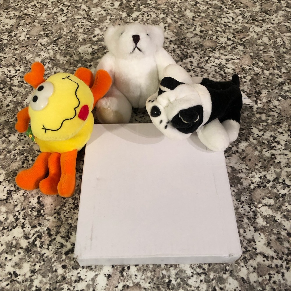 Beanie style plush mini animals bundle of 8 plus 1 jointed bear assorted colors - Picture 7 of 10
